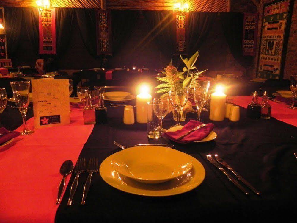 Kwambali Riverside Lodge Хейзивью Экстерьер фото