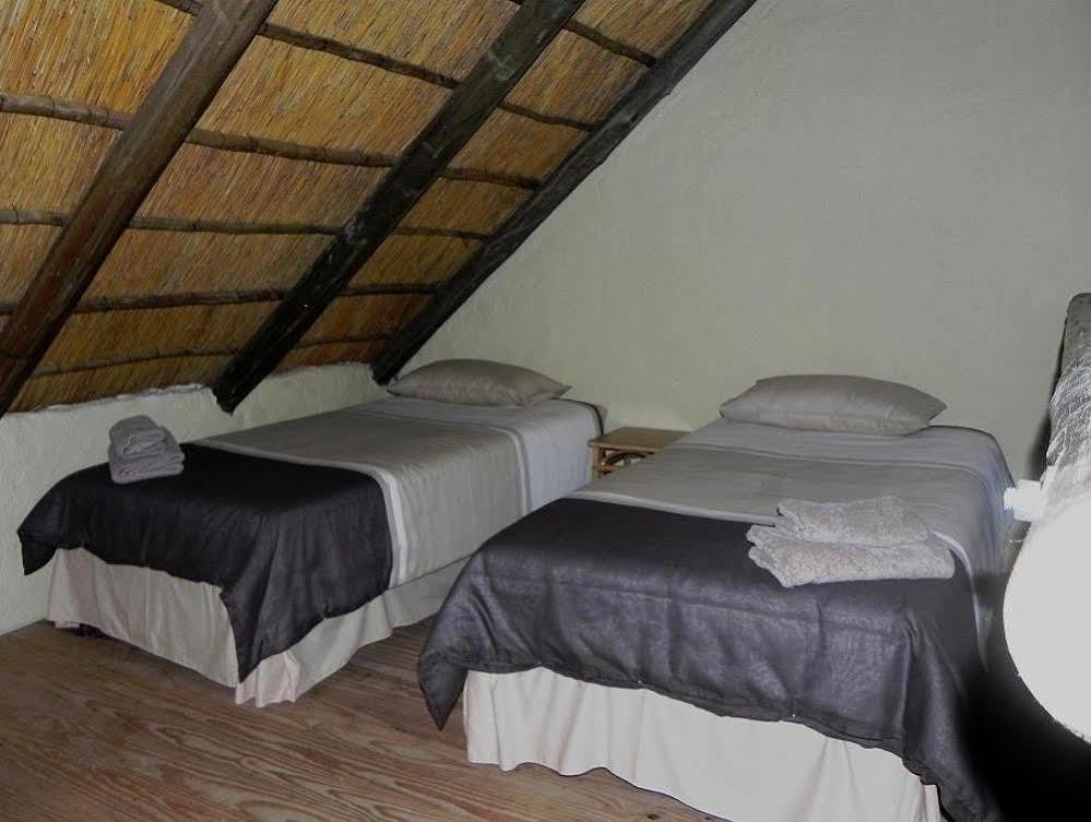 Kwambali Riverside Lodge Хейзивью Экстерьер фото